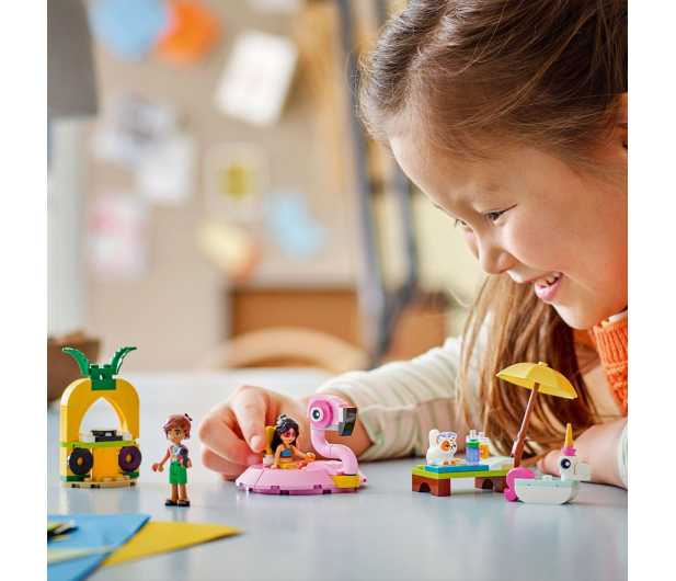 LEGO Friends 42658 Impreza na basenie z jednorożcem i flamingiem - 1331625 - zdjęcie 12